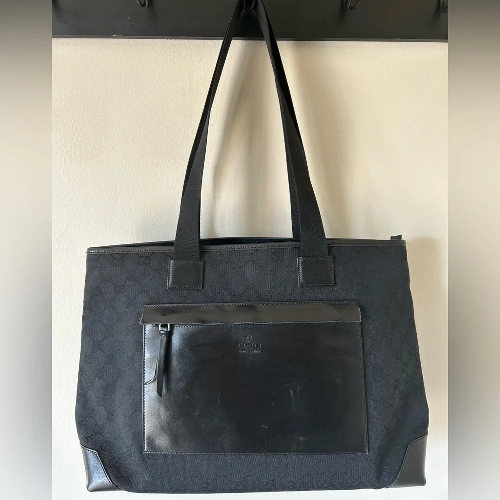 ‼️SOLD‼️😍Authentic GUCCI Black leather and Canvas GG front pocket Tote. - Picture 1 of 12